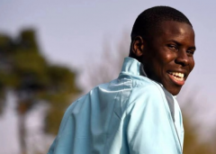 篮球比分直播：最喜欢给菲尔米诺萨拉赫传中，马内可能会讨厌我